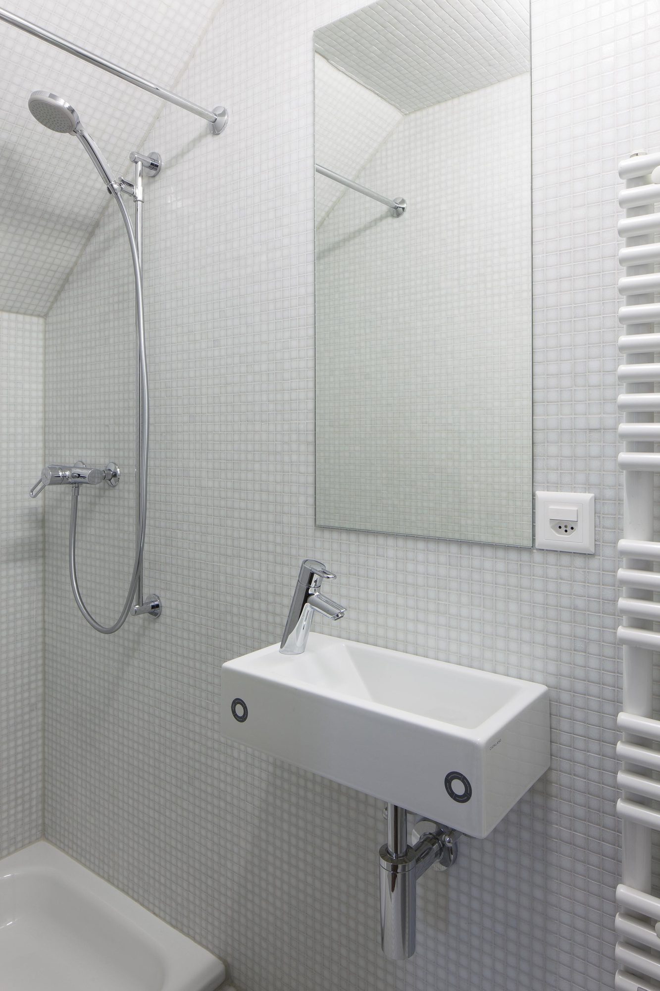 Maisonette viereinhalb Zimmerwohnung 2. und 3. OG